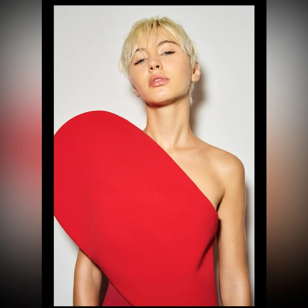 Zara asymmetic heart top limited edition, sweetheart neckline - Picture 2 of 9